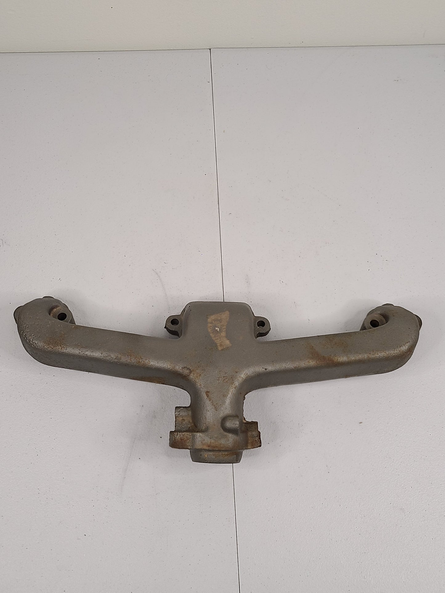 Small Block Mopar Right Hand Exhaust Manifold Part# 2843953