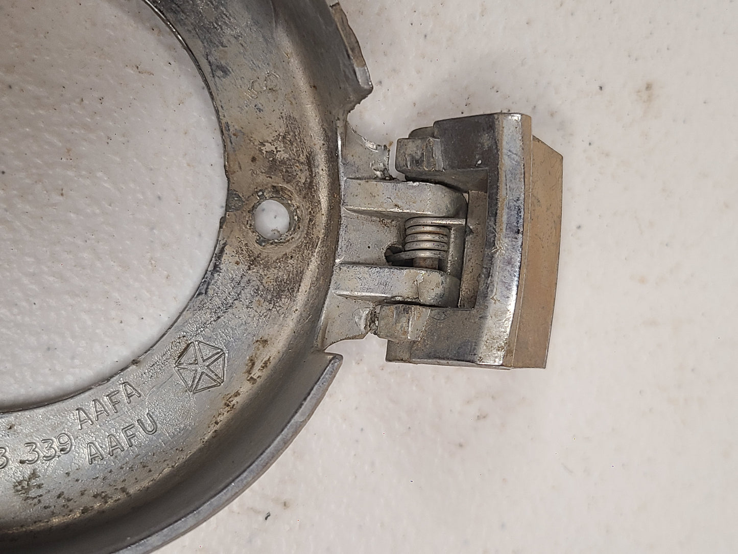 1969-1970 Dodge Charger Flip Top Fuel Cap With Ring Bezel