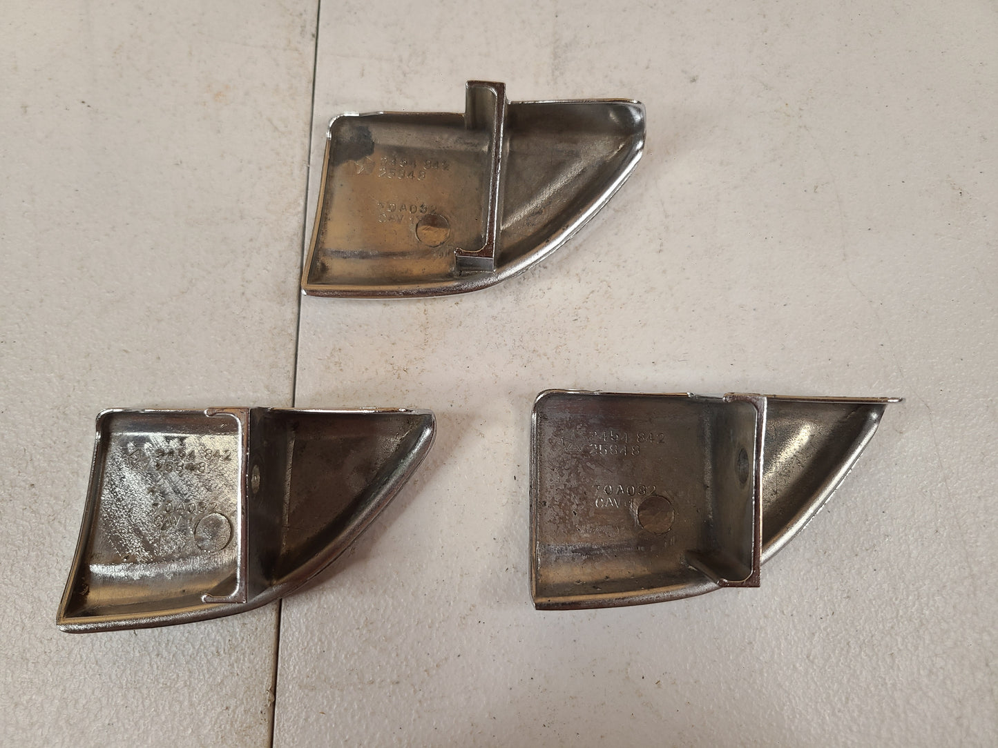 OEM 1970-1974 Plymouth Cuda Interior Door Handles RH Part# 2454842