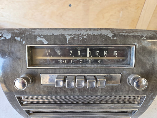 1951-52 Plymouth AM Radio
