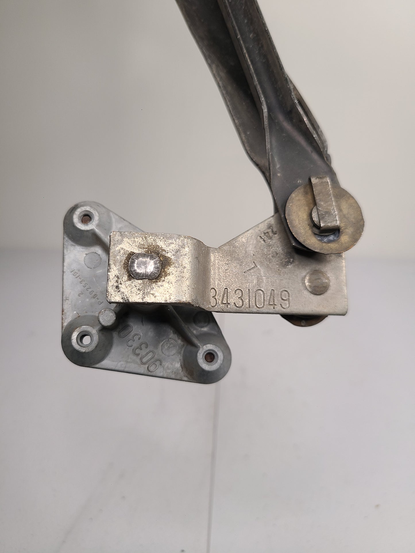 1970-1974 Dodge/Plymouth E-Body 2 Speed Wiper Linkage Assembly