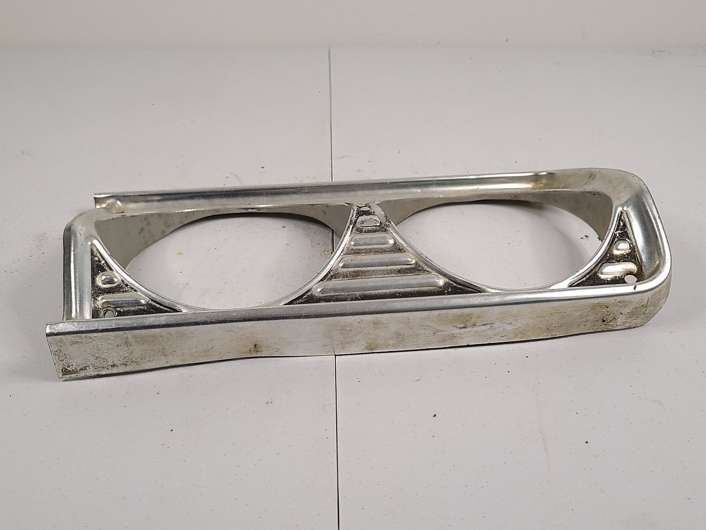 1964 PLYMOUTH Fury, Belvedere Head Light Bezel