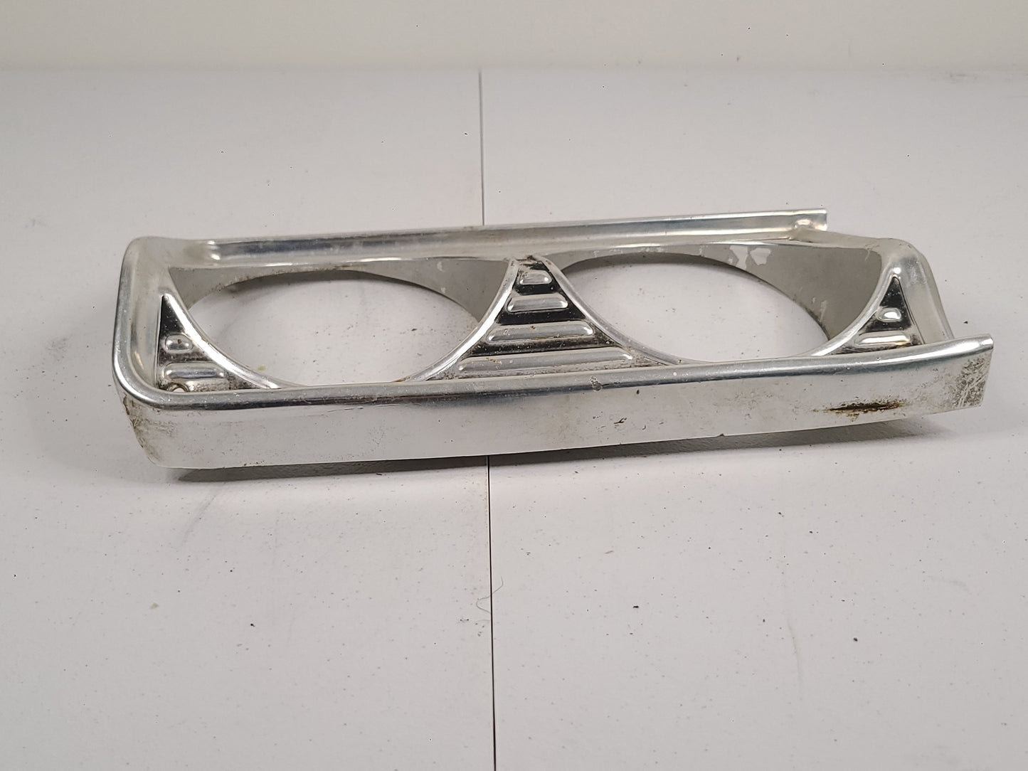 1964 PLYMOUTH Fury, Belvedere Head Light Bezel