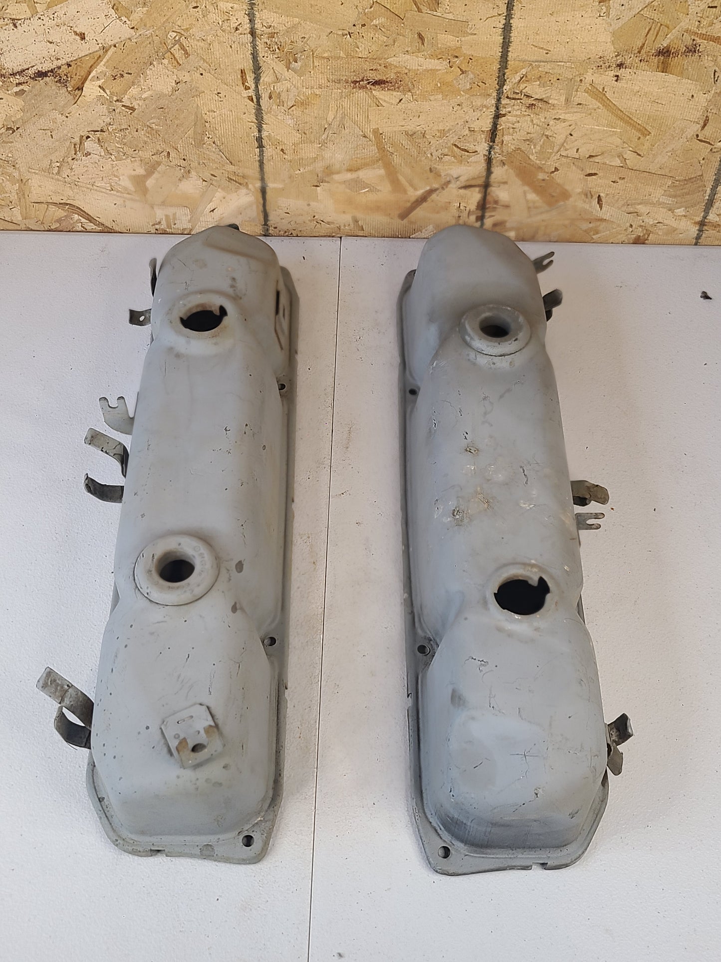 1971 Big Block Mopar Dodge/Plymouth Valve Covers Oil Fill Side