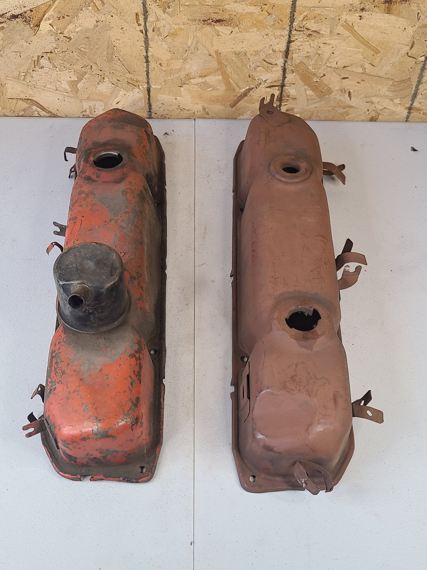 1971 Big Block Mopar Dodge/Plymouth Oil Fill Valve Covers