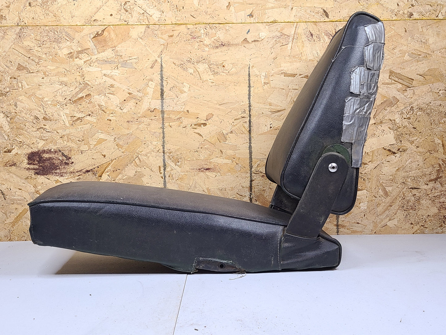 1968-1974 Dodge/Plymouth Charger/Coronet/Road Runner/GTX Buddy Seat