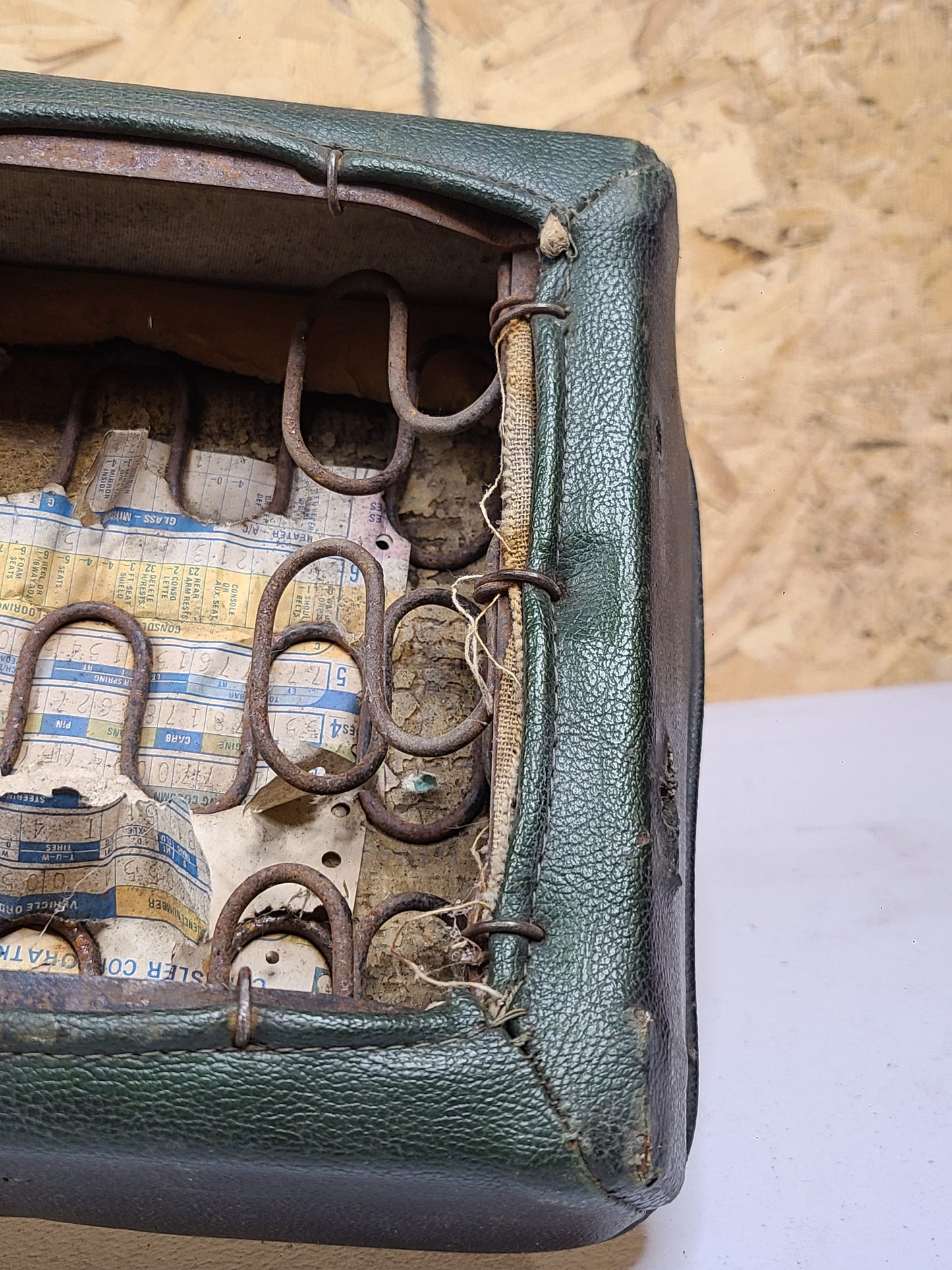 1968-1974 Dodge/Plymouth Charger/Coronet/Road Runner/GTX Buddy Seat