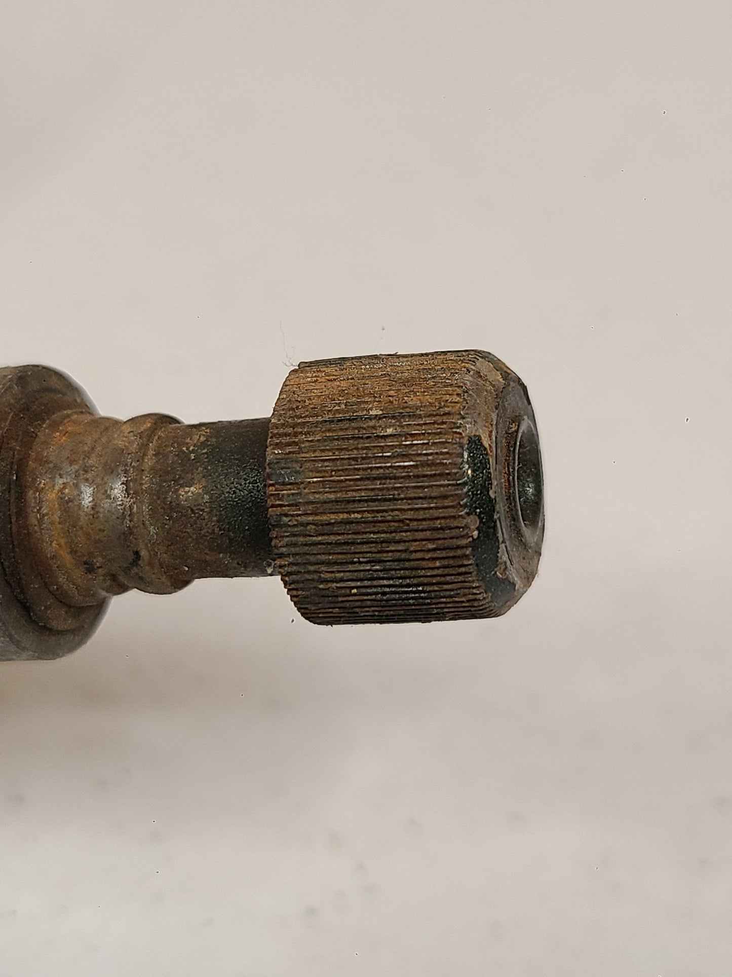 1967-1969 Dodge/Plymouth A-Body Windshield Wiper Pivots LH 2770195 RH 2770194