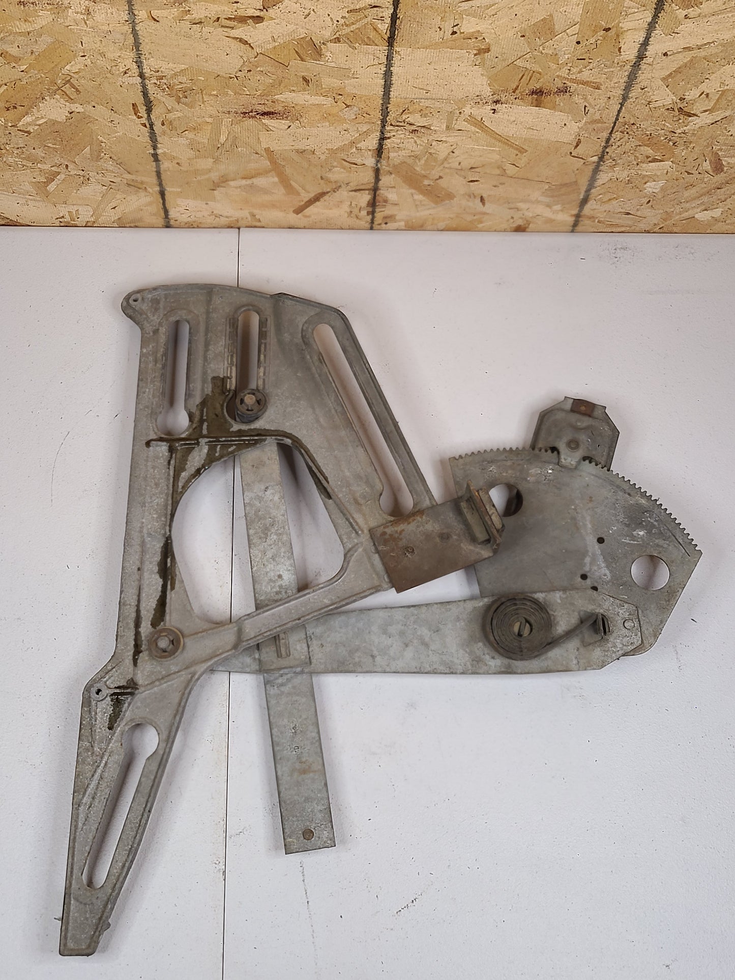 1968-1970 Dodge Charger Rear Right Quarter Window Regulator Part# 2838432 #1