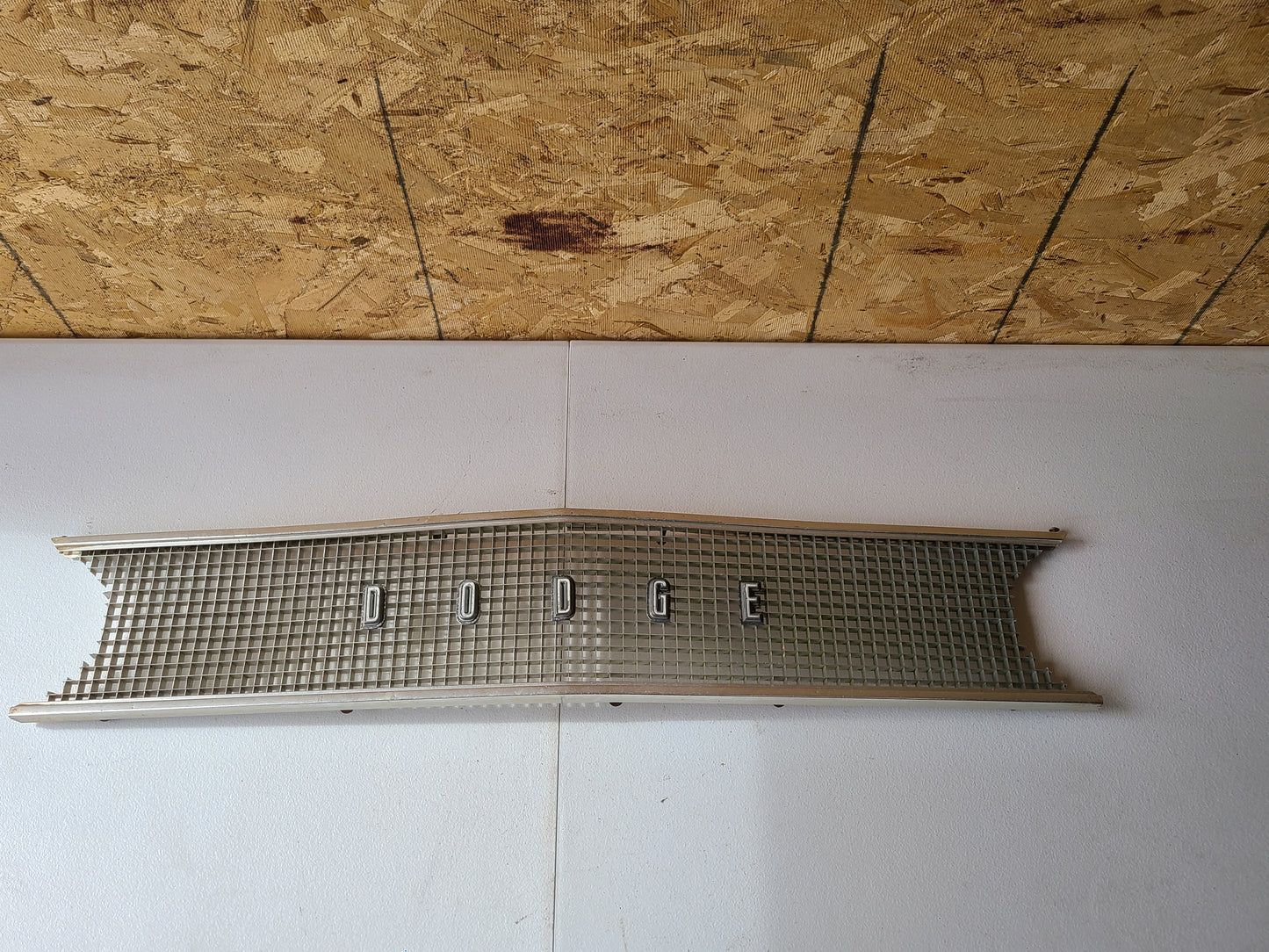 1968 Dodge Coronet Grille w/ Letter Script