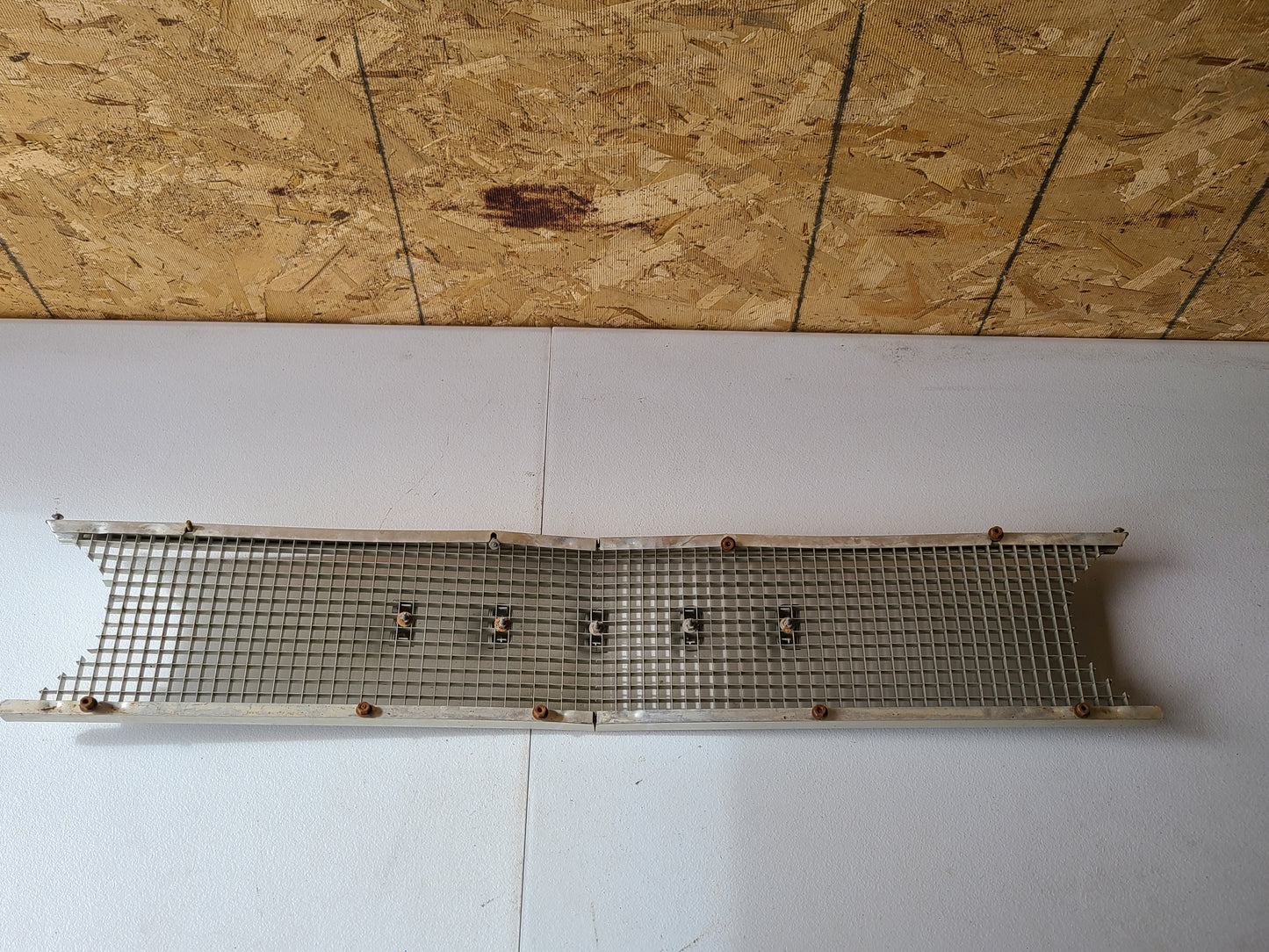 1968 Dodge Coronet Grille w/ Letter Script