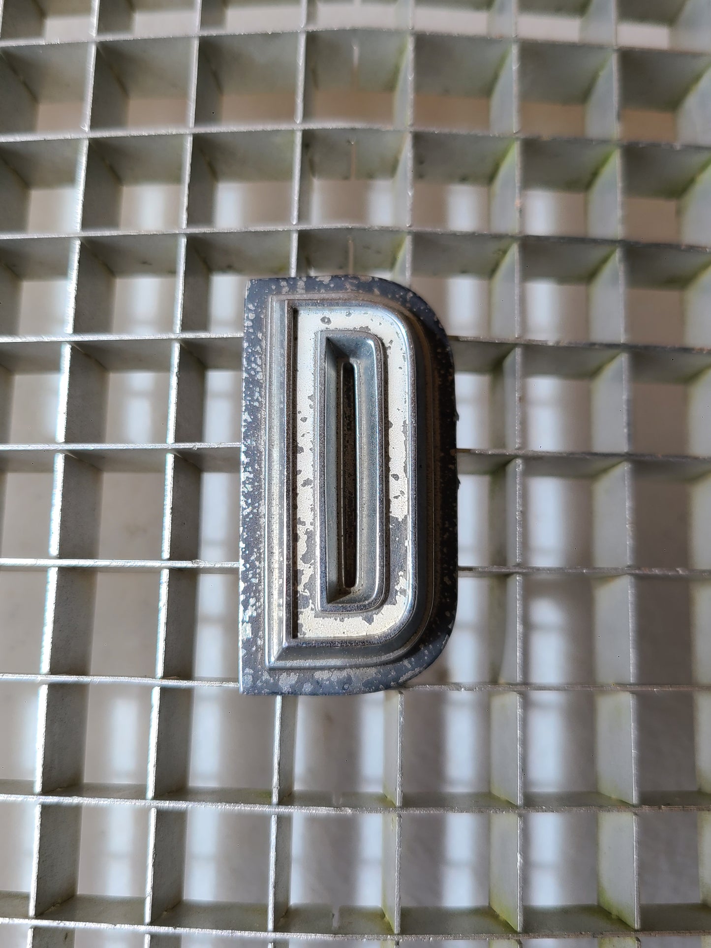 1968 Dodge Coronet Grille w/ Letter Script