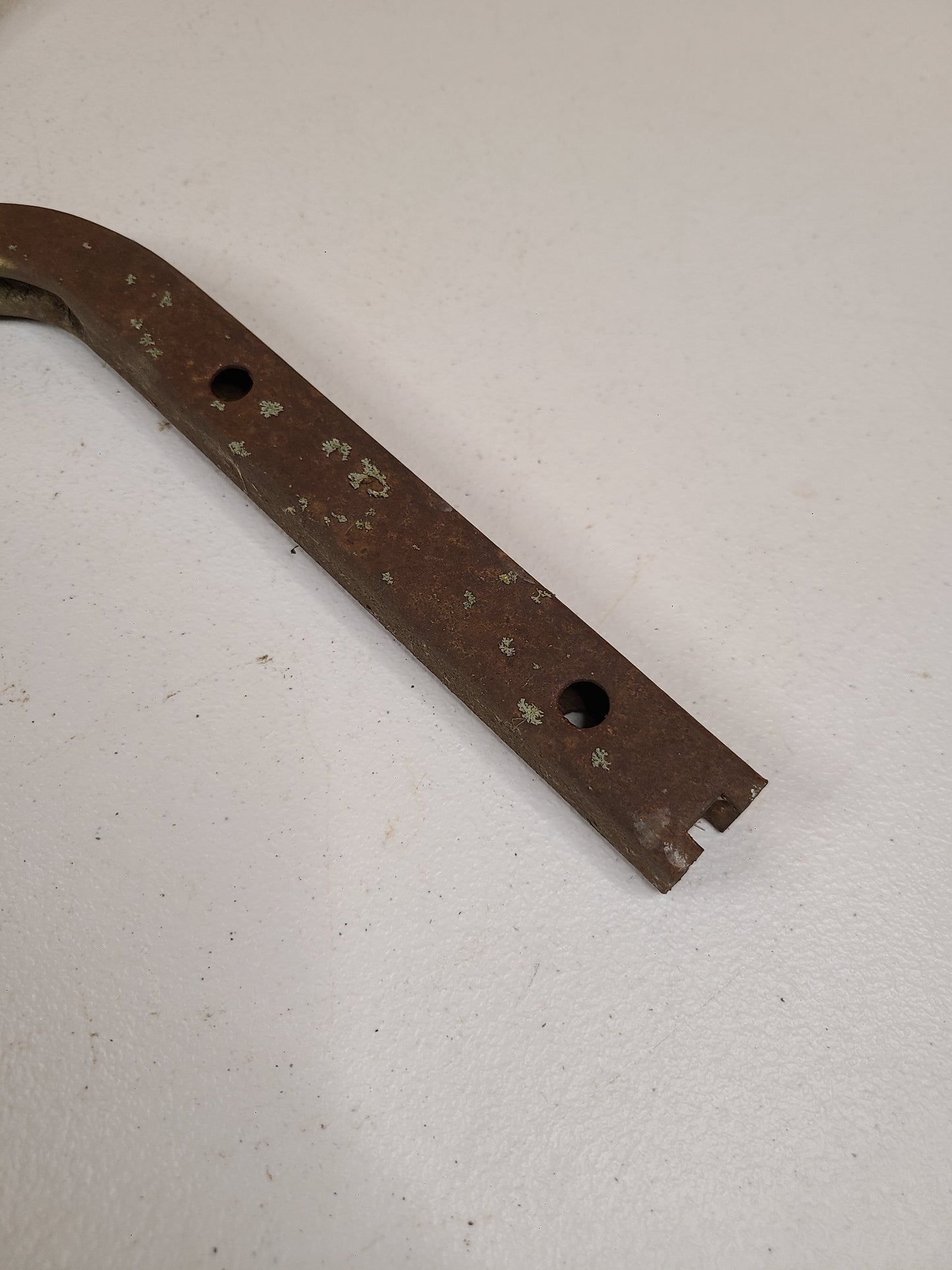 1968-1970 B-Body Tunk Hinges w/ Springs