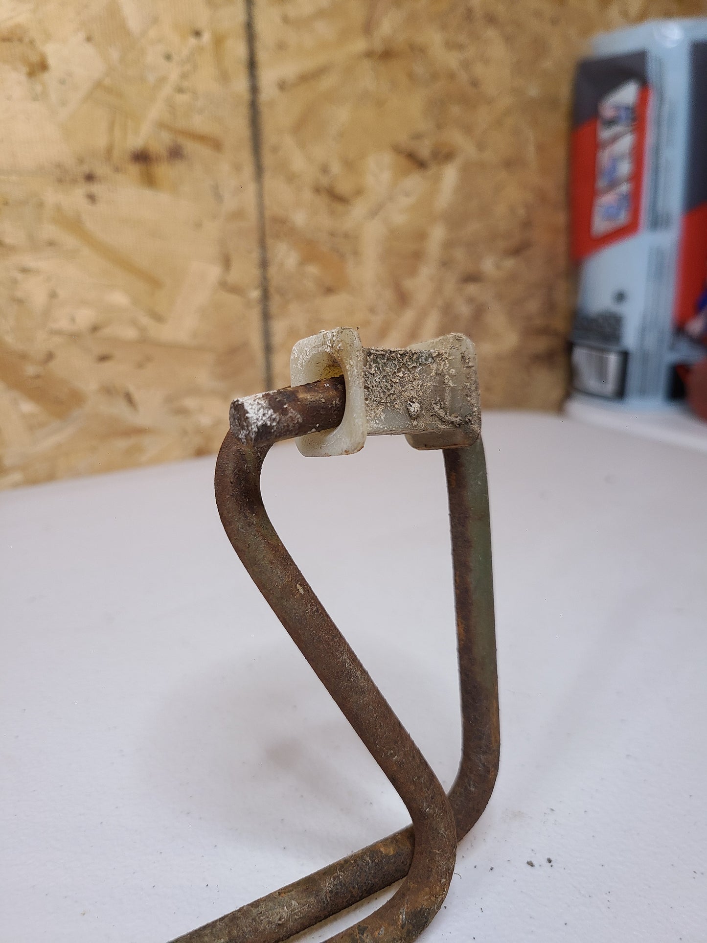 1968-1970 B-Body Tunk Hinges w/ Springs