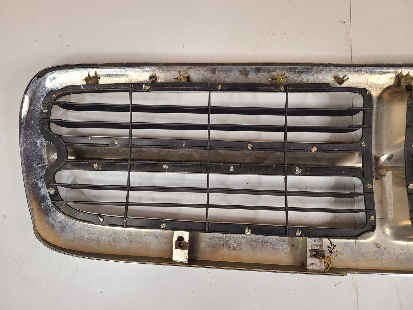 1997-2004 Dodge Dakota Grille Chrome