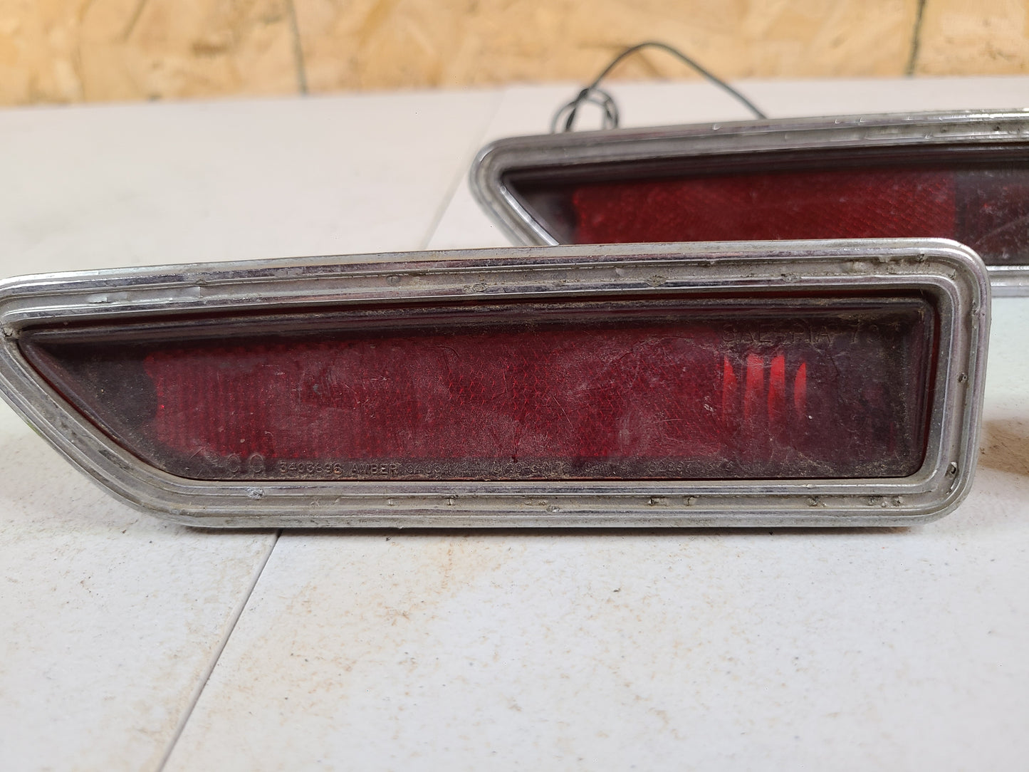 1970/1971 Dodge Challenger Rear RH Side Marker Light Assembly Part# 3403476