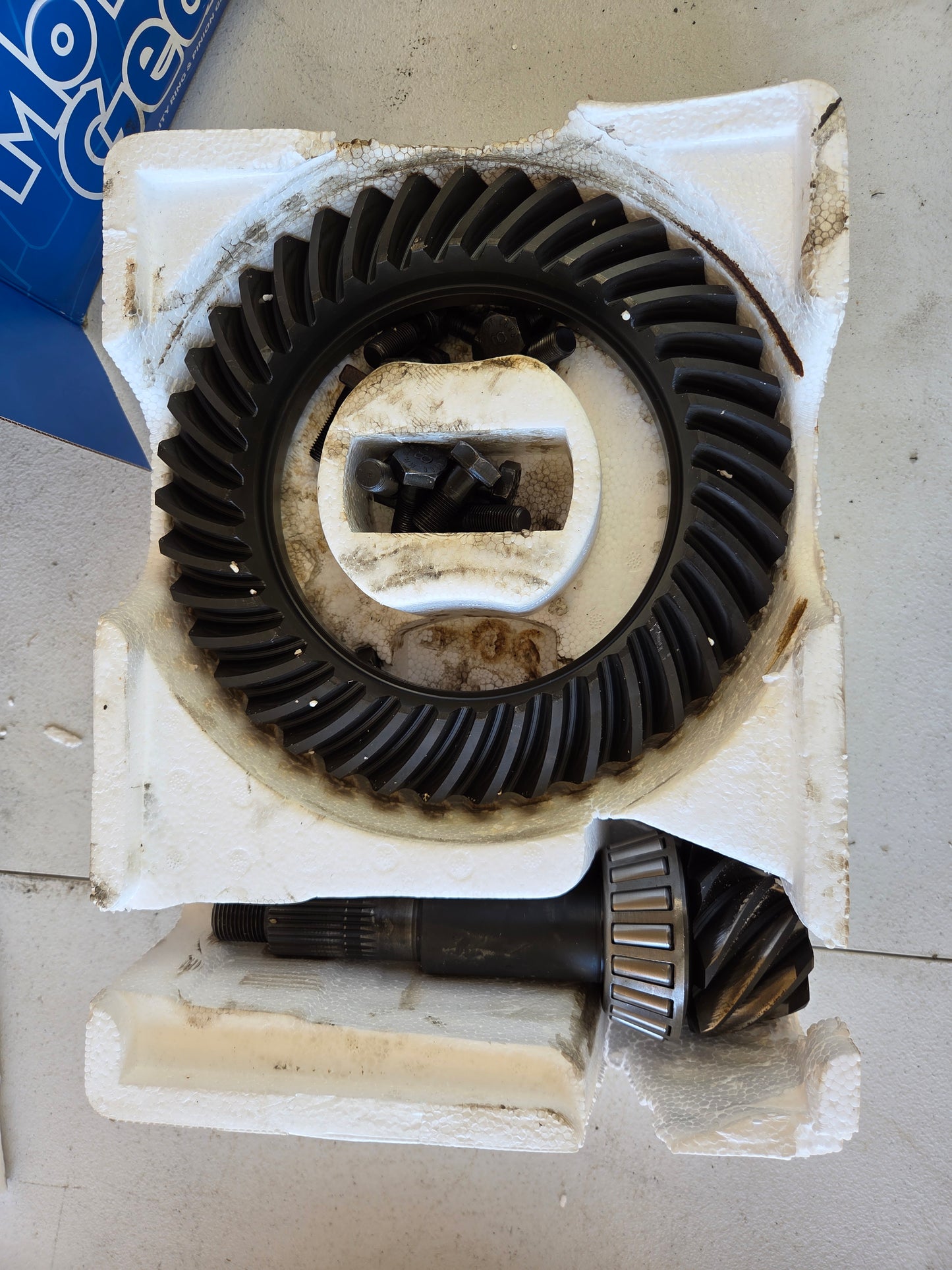 Motive Gear Dana 60 4.88 Ring and Pinion