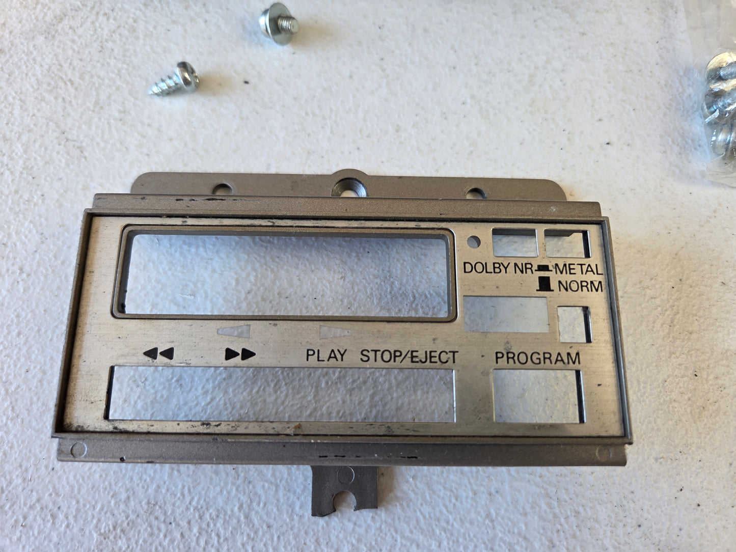 1986-89 Nissan 300ZX Radio/Cassette Player
