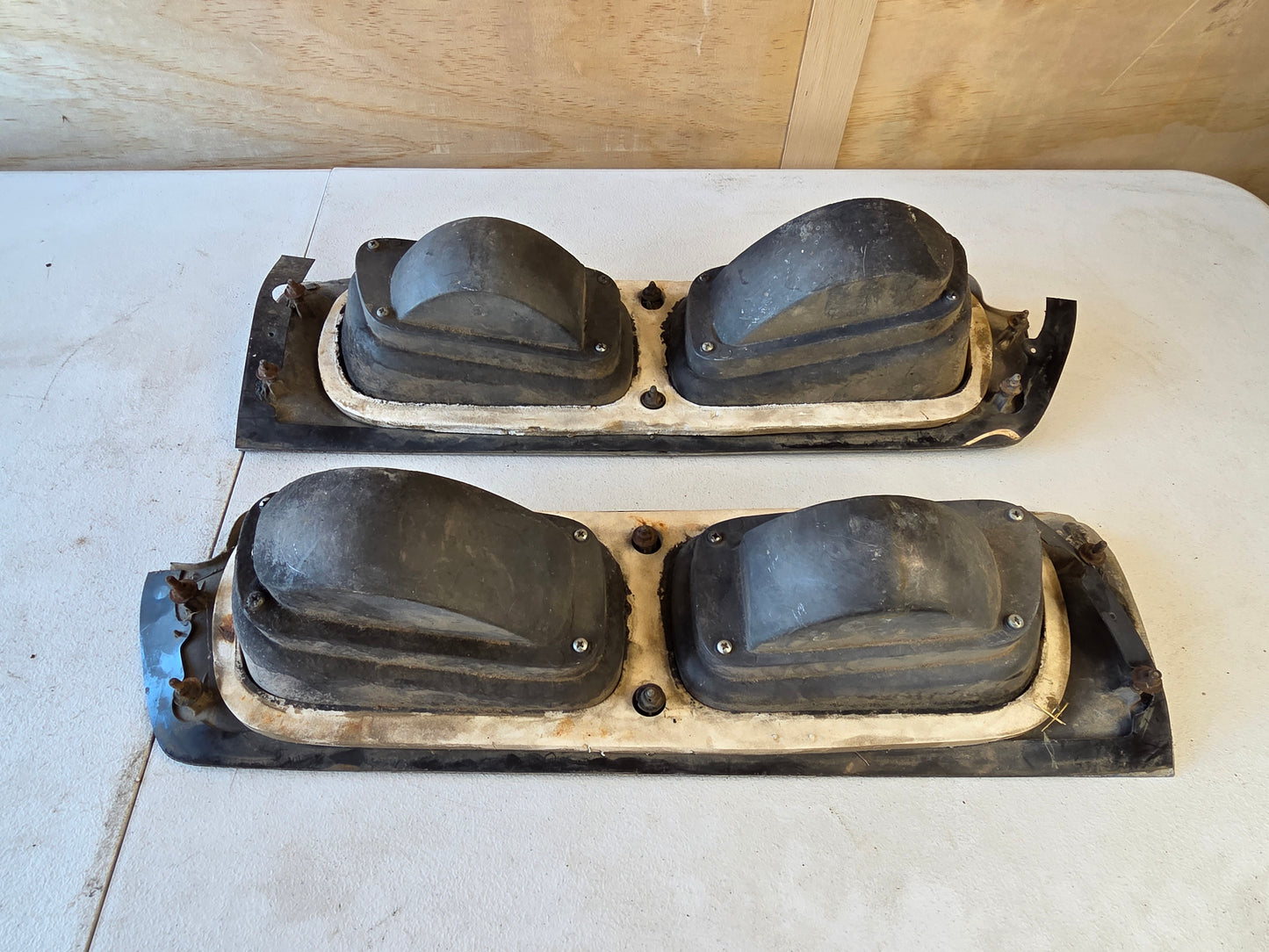 1972-1974 Dodge Challenger Tail Light Pair LH/RH