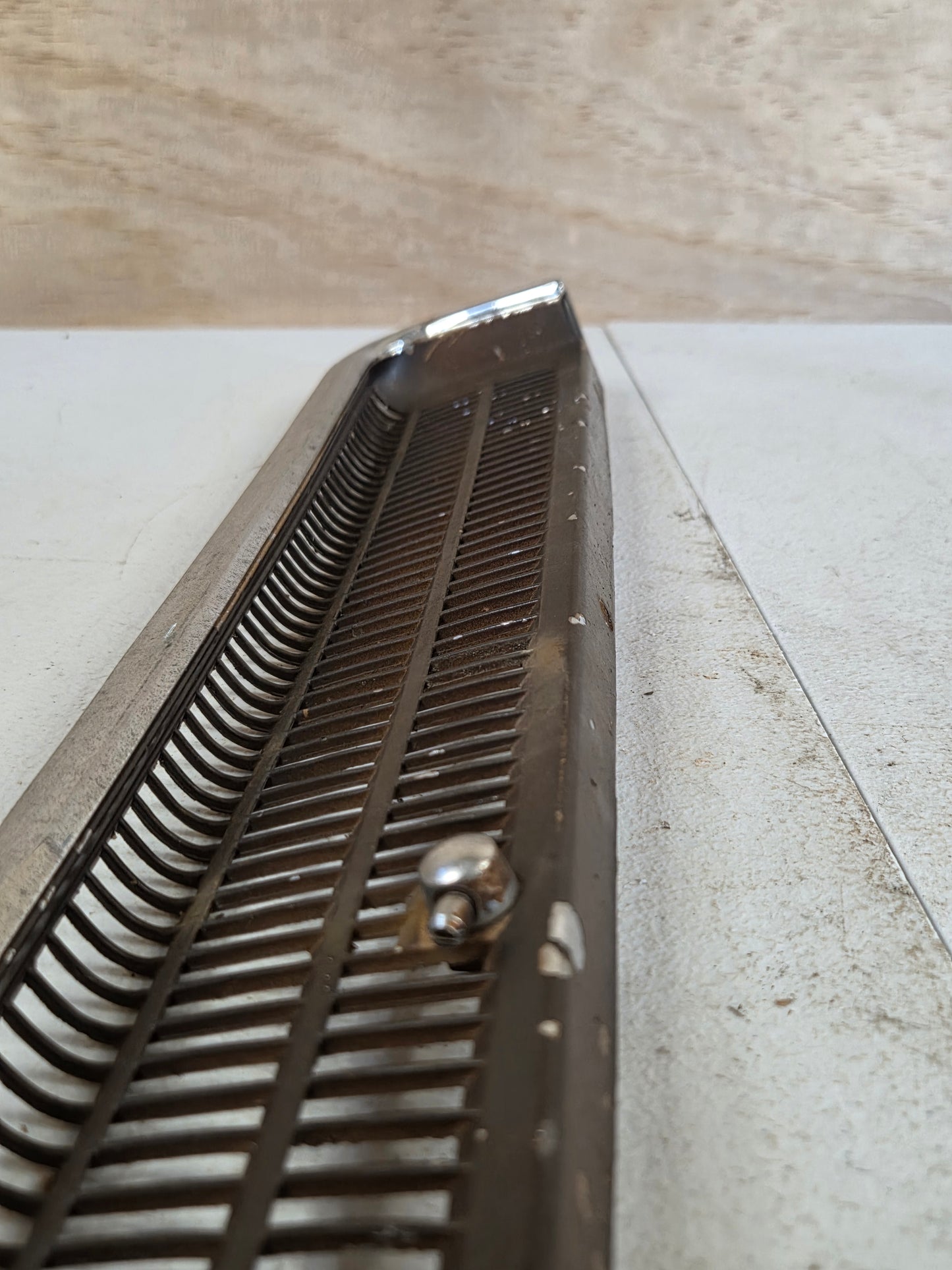 1963–1965 Buick Riviera Cowl Vent Screen Trim Molding LH/RH