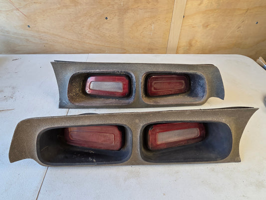 1972-1974 Dodge Challenger Tail Light Pair LH/RH