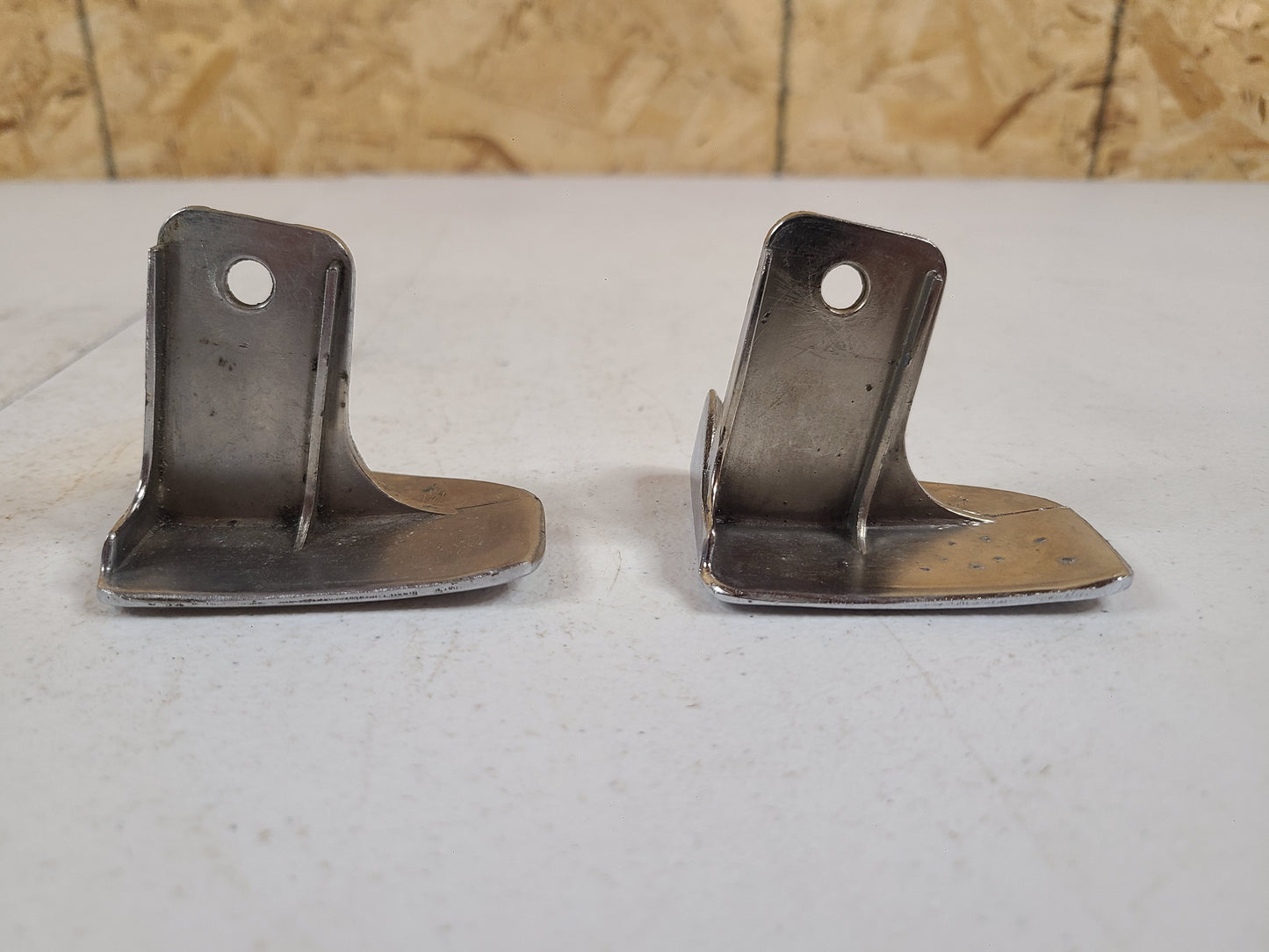 74-85 Dodge Pickup LH Interior Door Handle Part# 38244011