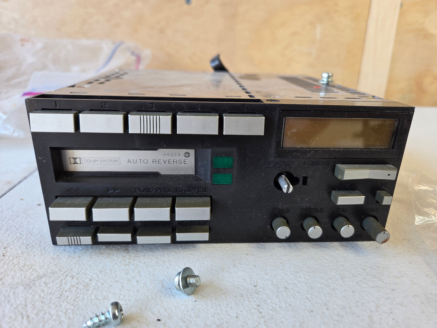 1986-89 Nissan 300ZX Radio/Cassette Player